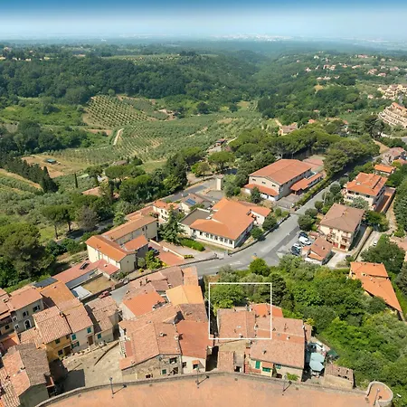 L'incanto Nyaraló Montescudaio
